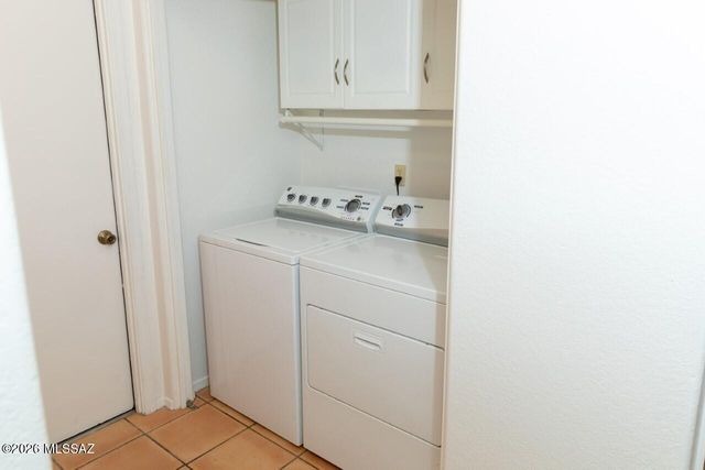 8521 N Spring Creek Drive, Tucson, AZ 85742