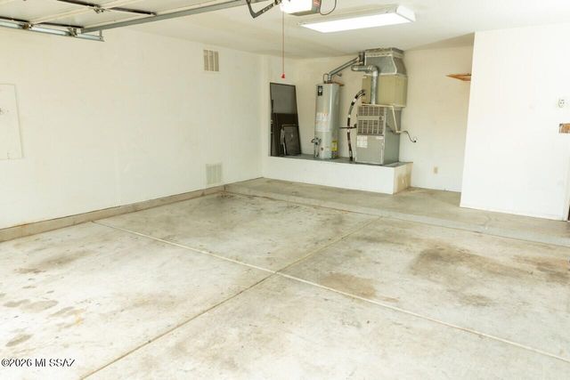 8521 N Spring Creek Drive, Tucson, AZ 85742