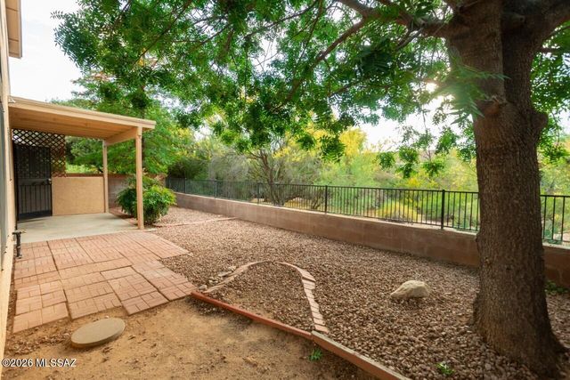 8521 N Spring Creek Drive, Tucson, AZ 85742