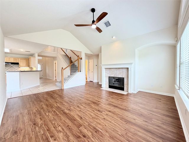 8611 Glen Canyon DR, Round Rock, TX 78681