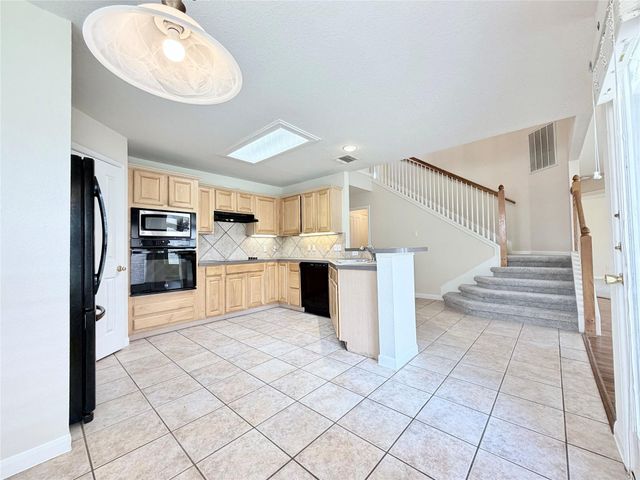 8611 Glen Canyon DR, Round Rock, TX 78681