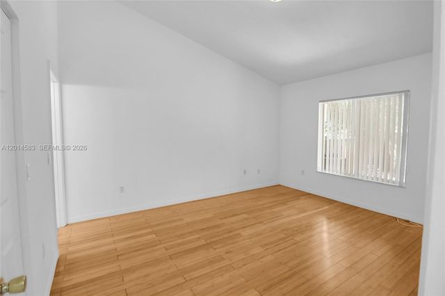 117 SE 3rd Ave 9, Hallandale Beach, FL 33009