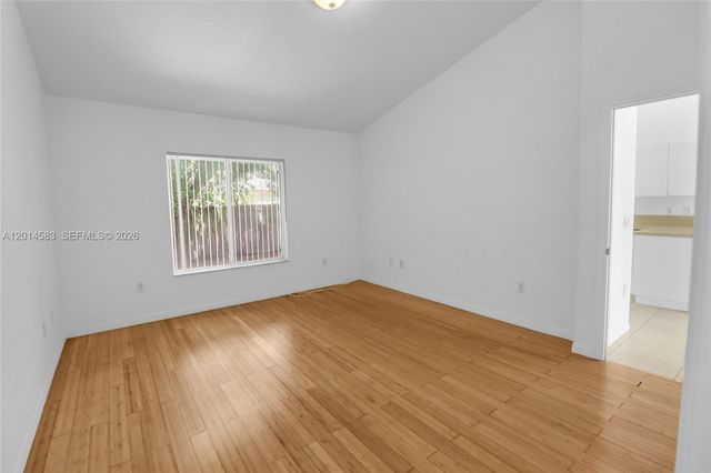 117 SE 3rd Ave 9, Hallandale Beach, FL 33009