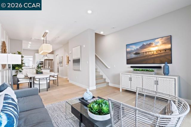 1106 Althea Terrace 3, Sunnyvale, CA 94086