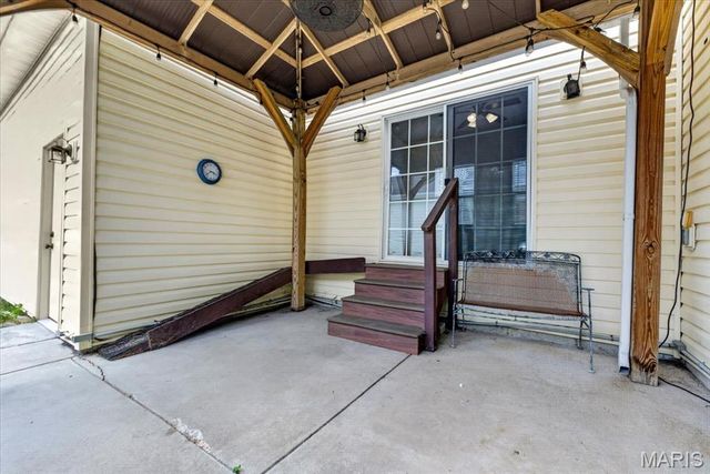 821 Waler Drive, Lake St Louis, MO 63367