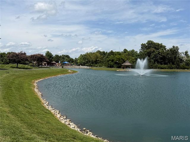 821 Waler Drive, Lake St Louis, MO 63367