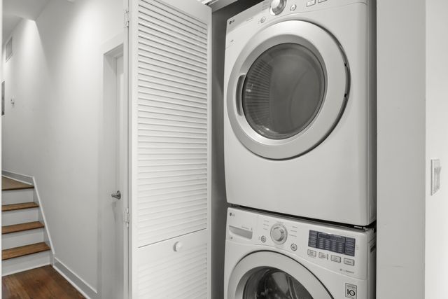 832 W Erie Street 4W, Chicago, IL 60642