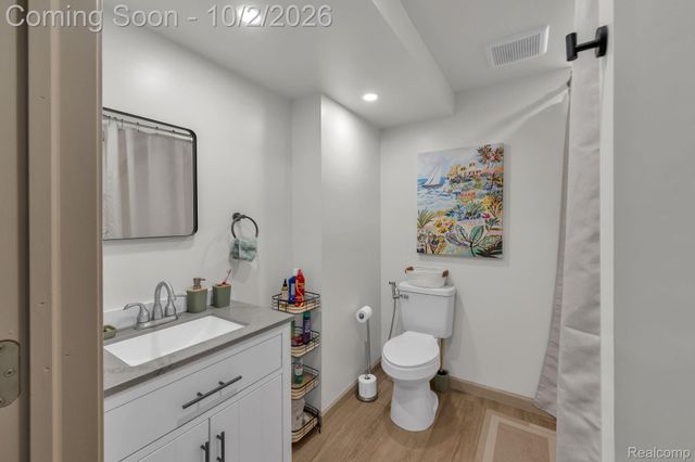 7184 Copper Creek Drive, Ypsilanti Charter Township, MI 48197