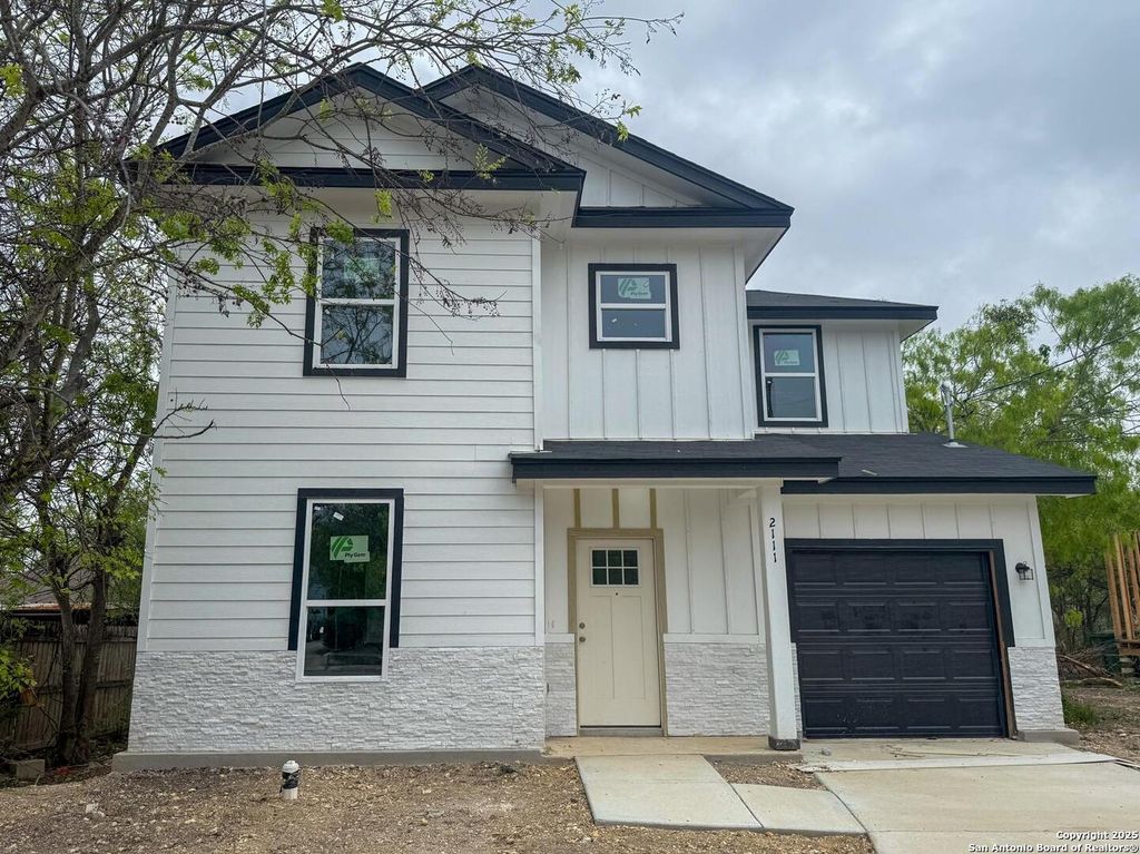 2111 Hicks Ave, San Antonio, TX 78210