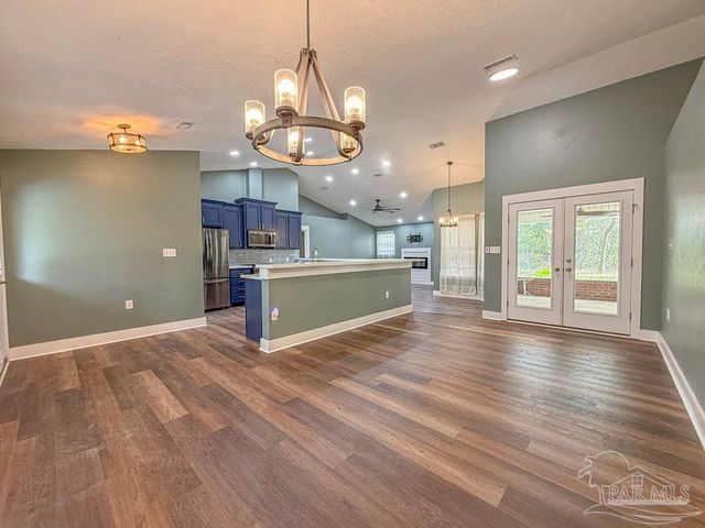 6020 Enfinger Rd, Pace, FL 32571