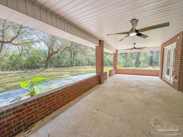 6020 Enfinger Rd, Pace, FL 32571