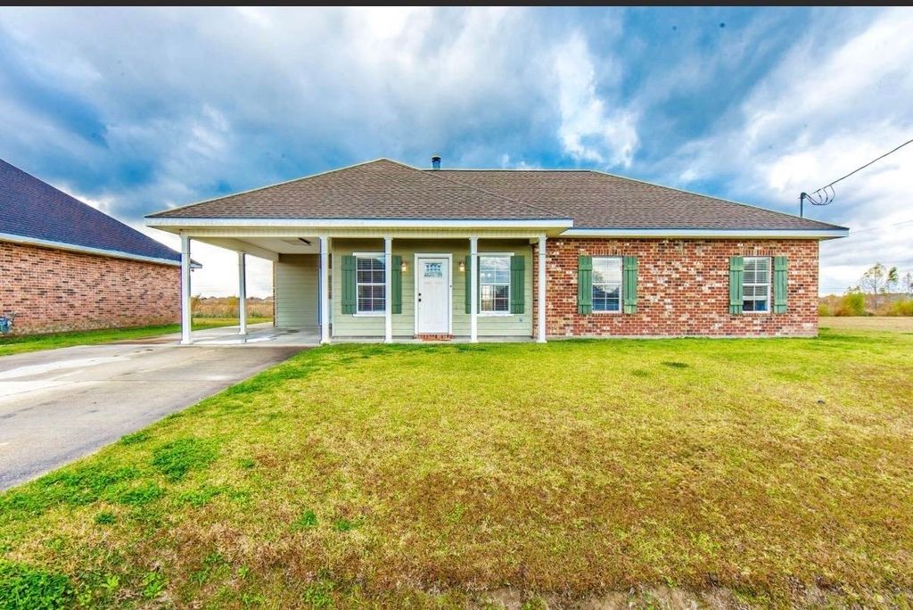 1218 Renee Dr, Thibodaux, LA 70301