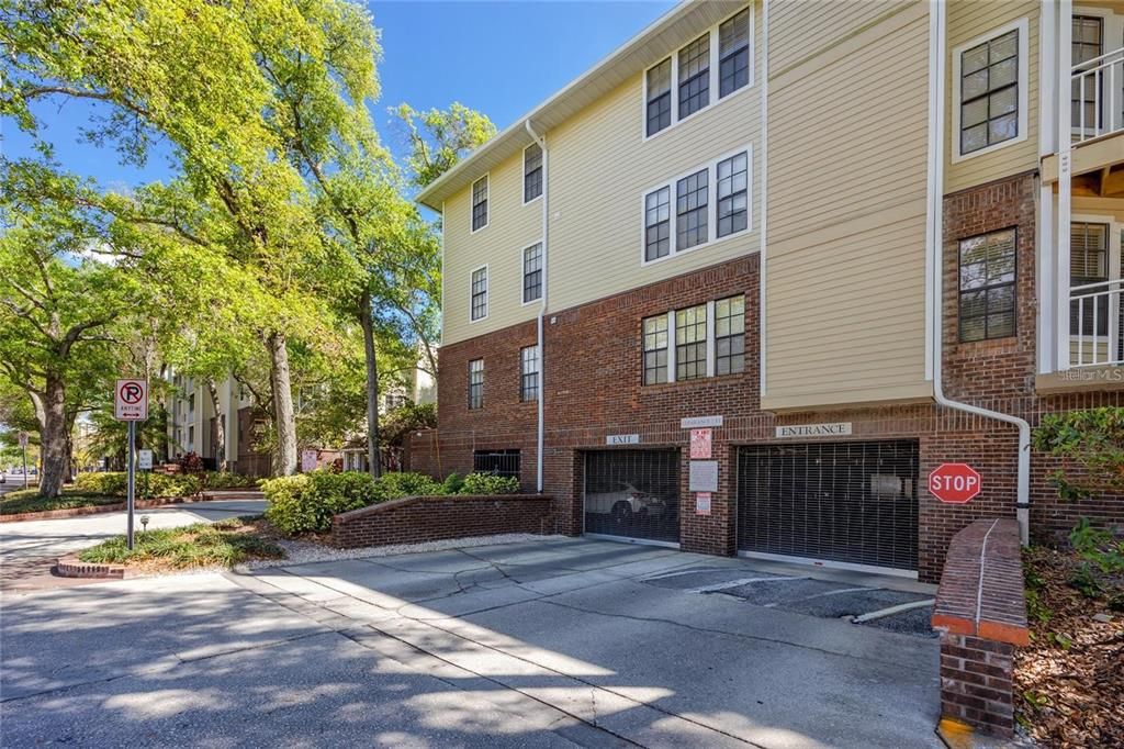 1000 W HORATIO STREET 303, Tampa, FL 33606
