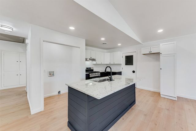 1105 W White Avenue, Mckinney, TX 75069