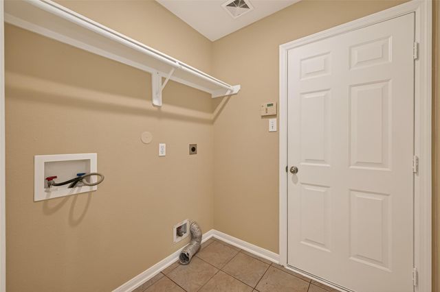 9214 Arrowhead Trace Lane, Houston, TX 77089