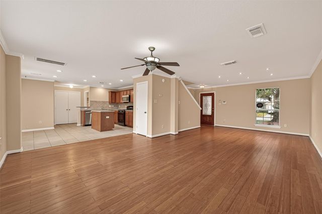 9214 Arrowhead Trace Lane, Houston, TX 77089