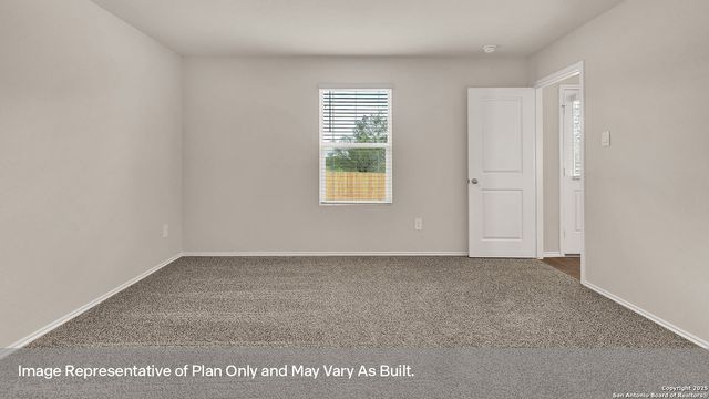 126 SURREY OAKS, Maxwell, TX 78656