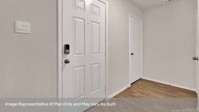 126 SURREY OAKS, Maxwell, TX 78656