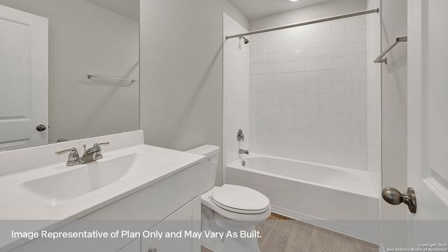 126 SURREY OAKS, Maxwell, TX 78656
