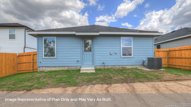 126 SURREY OAKS, Maxwell, TX 78656