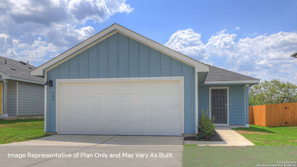 126 SURREY OAKS, Maxwell, TX 78656