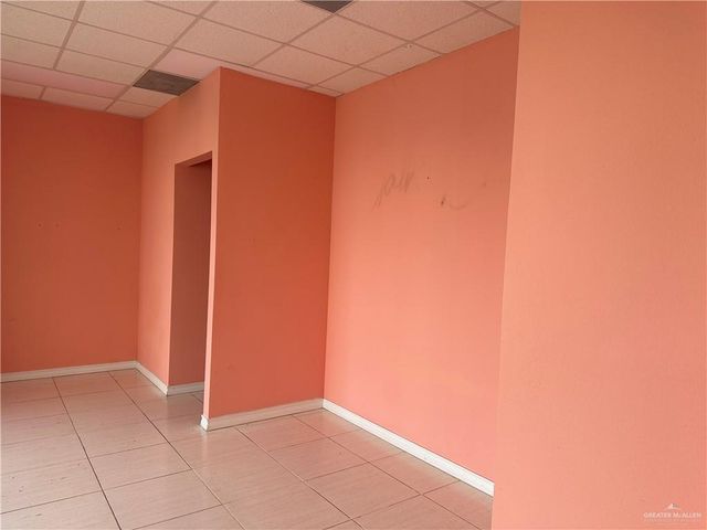 1328 S Jackson Road 300, Mcallen, TX 78503