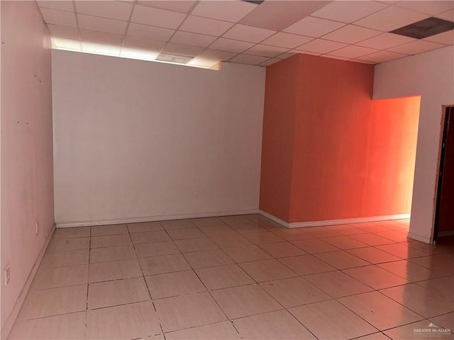 1328 S Jackson Road 300, Mcallen, TX 78503