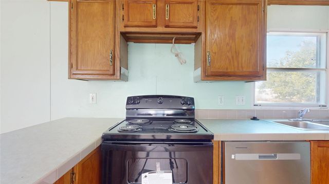 435 16th Street, San Leon, TX 77539