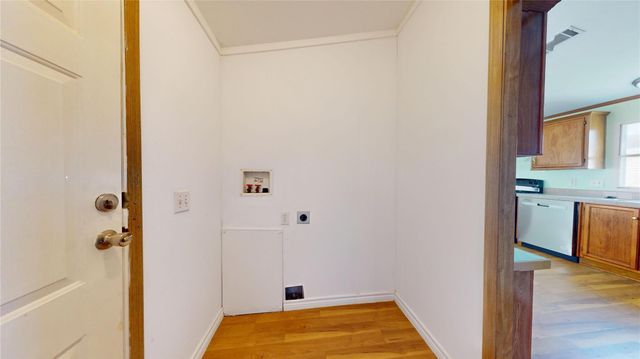 435 16th Street, San Leon, TX 77539