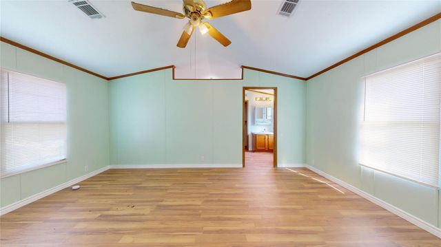 435 16th Street, San Leon, TX 77539