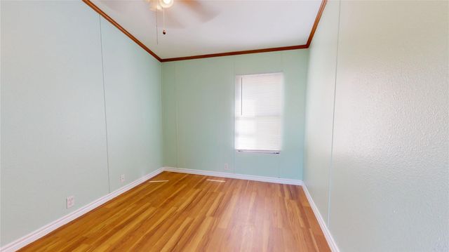 435 16th Street, San Leon, TX 77539