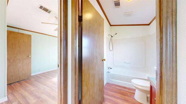 435 16th Street, San Leon, TX 77539