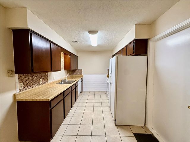 930 Century Drive, Rogers, AR 72756