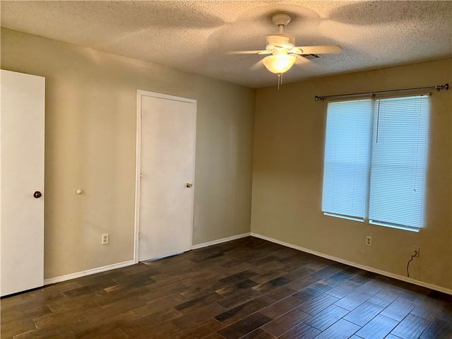 930 Century Drive, Rogers, AR 72756