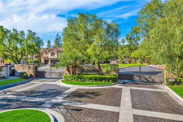 2503 Newman Avenue, Tustin, CA 92782