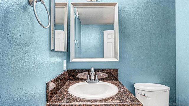 814 Malibu Point Way, Oceanside, CA 92058