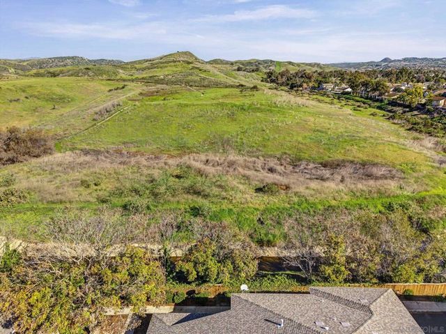 814 Malibu Point Way, Oceanside, CA 92058