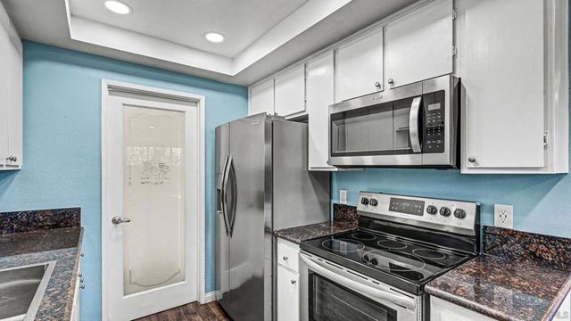 814 Malibu Point Way, Oceanside, CA 92058