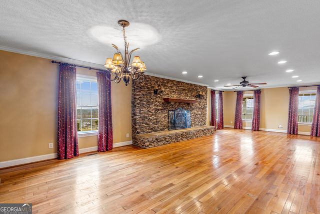 1578 Old Ringgold Road, Rocky Face, GA 30740