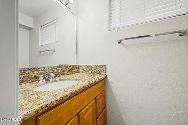 3130 E REDWOOD Lane, Phoenix, AZ 85048