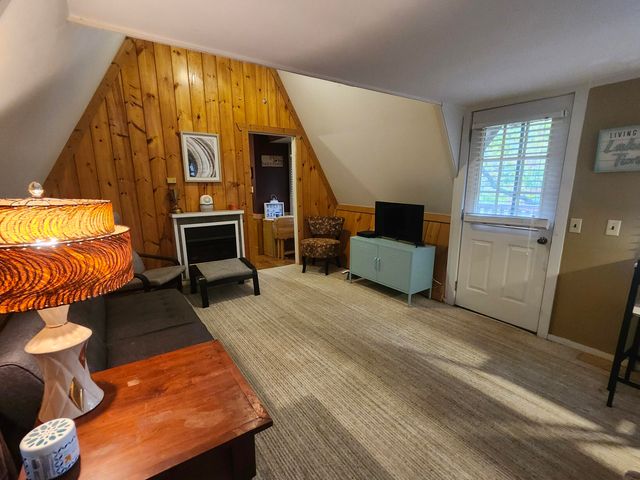 25961 Willow Road, Hermitage, MO 65668