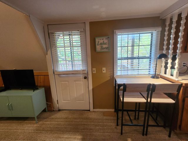 25961 Willow Road, Hermitage, MO 65668