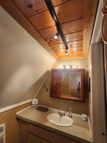 25961 Willow Road, Hermitage, MO 65668