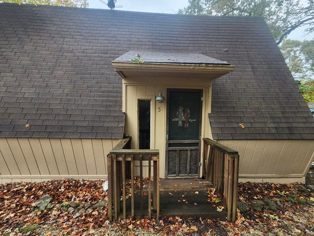 25961 Willow Road, Hermitage, MO 65668