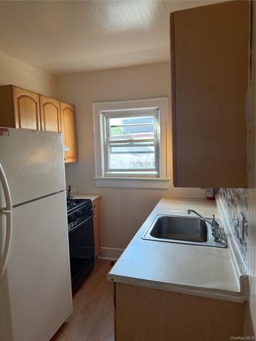 1654 Grand Avenue 2, Baldwin, NY 11510