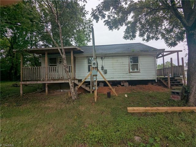 105 Cherry Street, Reidsville, NC 27320