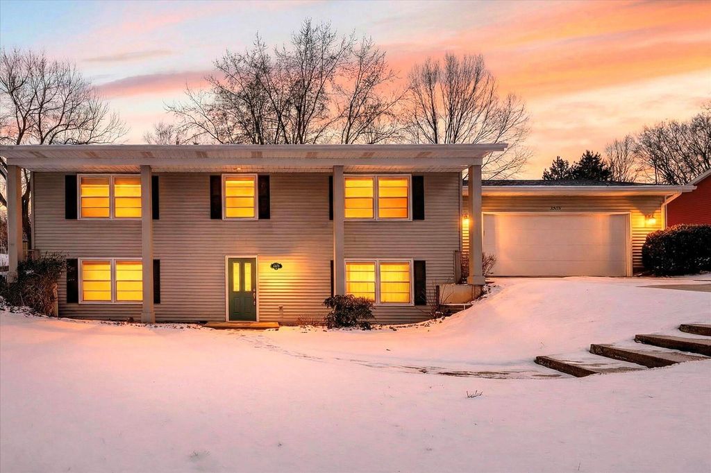 4679 Briarhill Drive, Portage, MI 49024