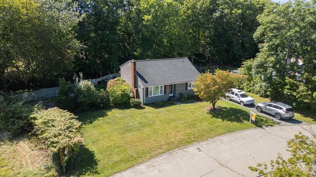 19 Anawan St, Brockton, MA 02302