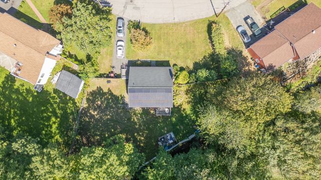 19 Anawan St, Brockton, MA 02302
