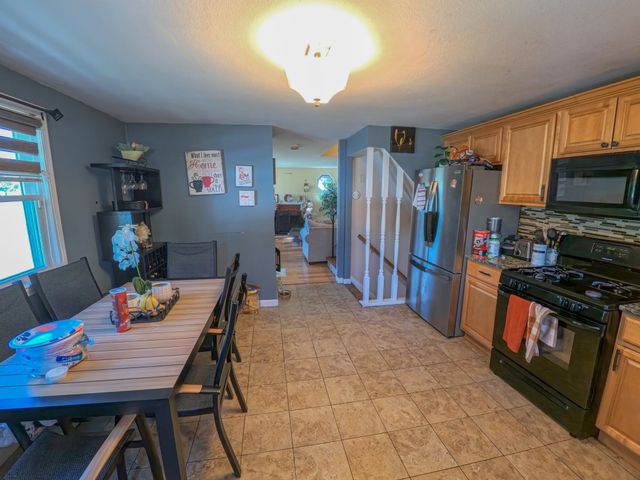 19 Anawan St, Brockton, MA 02302